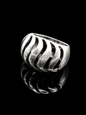 Vintage Chunky Sterling Silver Domed Cut Out Ring Size 6.5